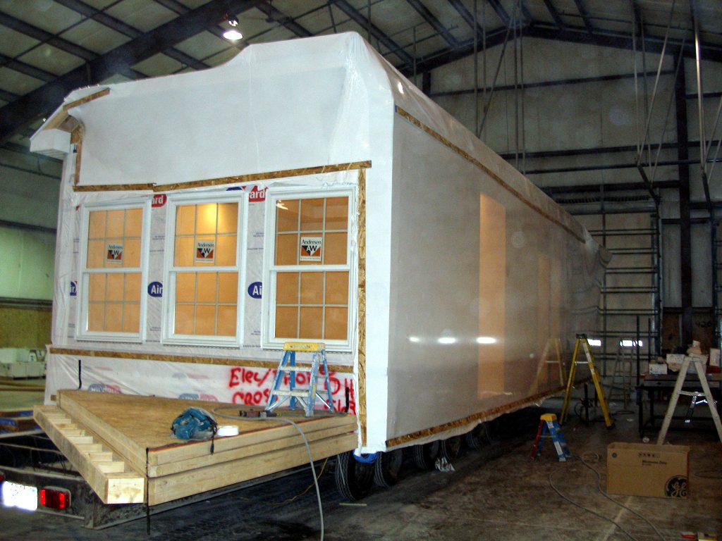 Equipment Transportation & Trucking
