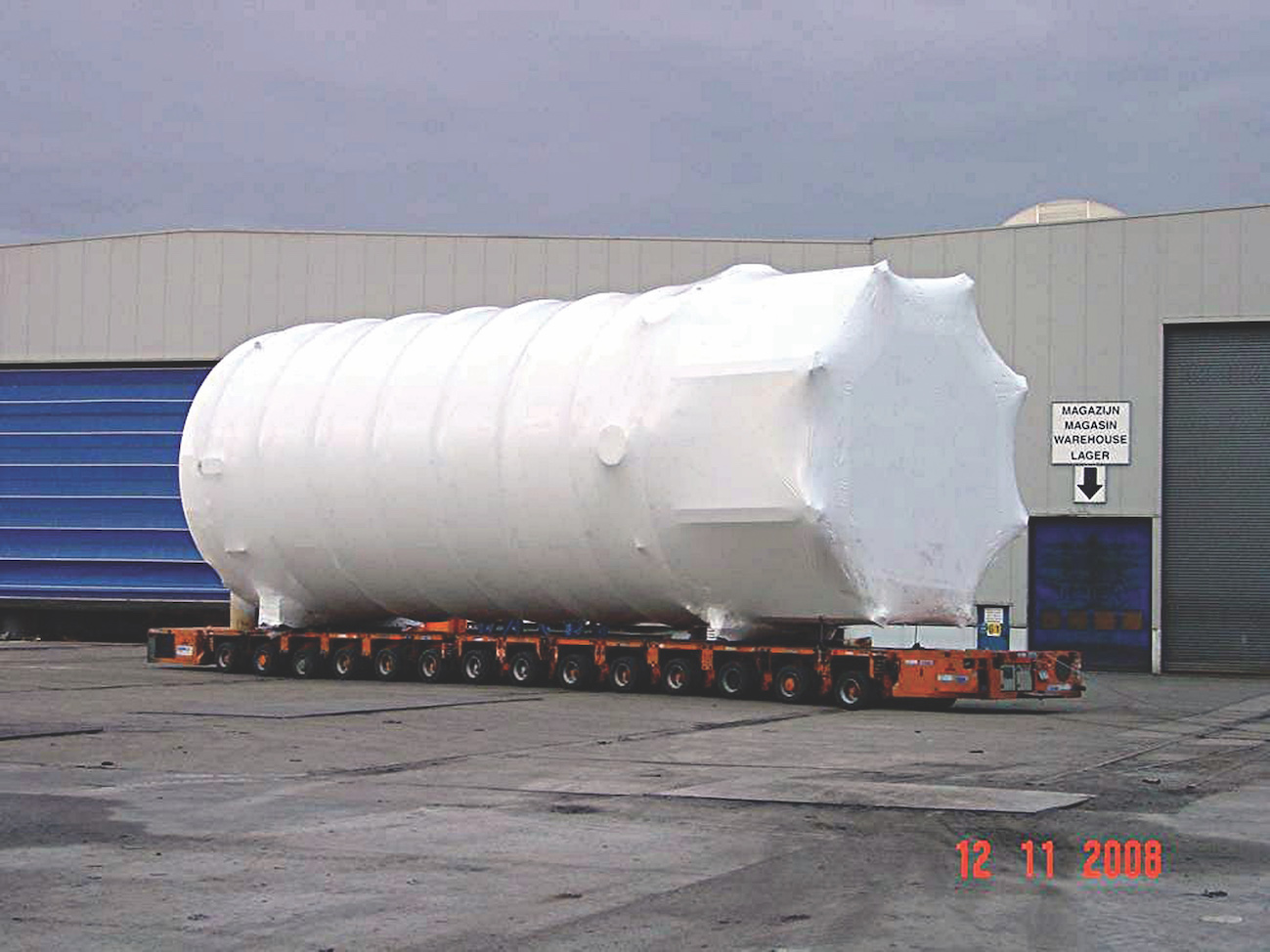 Equipment Transportation & Trucking